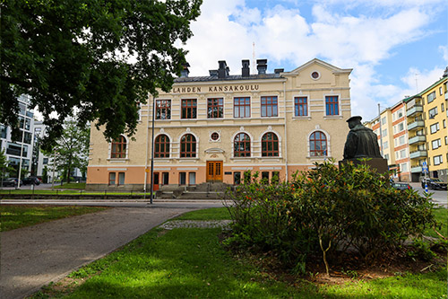 Lahden yhteiskoulun peruskoulun 1. jaksotiedote 2026–2027